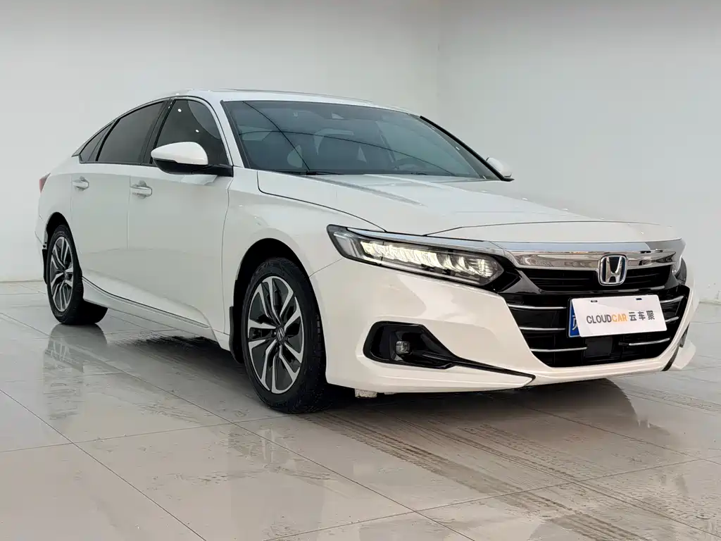 Accord Sharp· Hybrid 2.0 L Sharp Leading