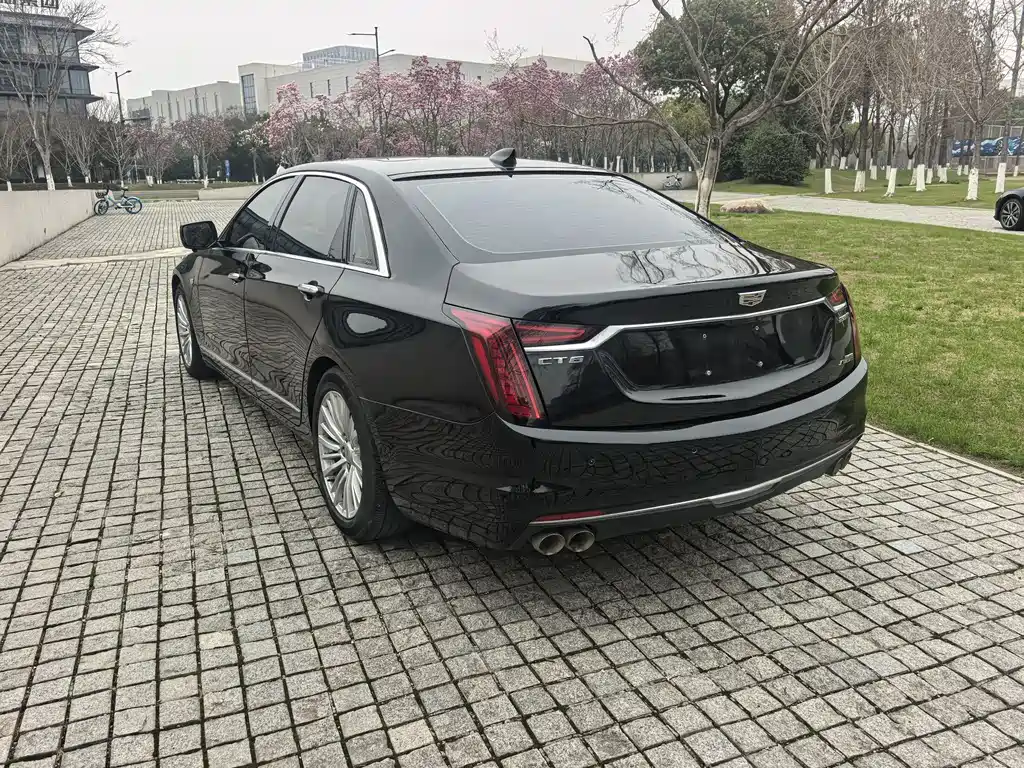 Cadillac CT6 28 T Elite