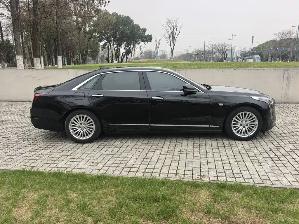 Cadillac CT6 28 T Elite