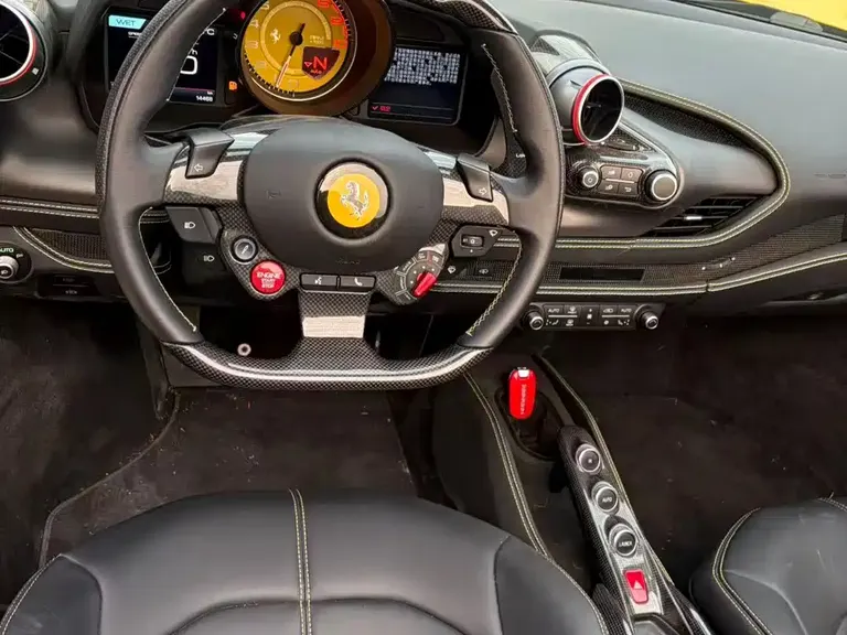 Ferrari F8 Spider 3.9 T V8