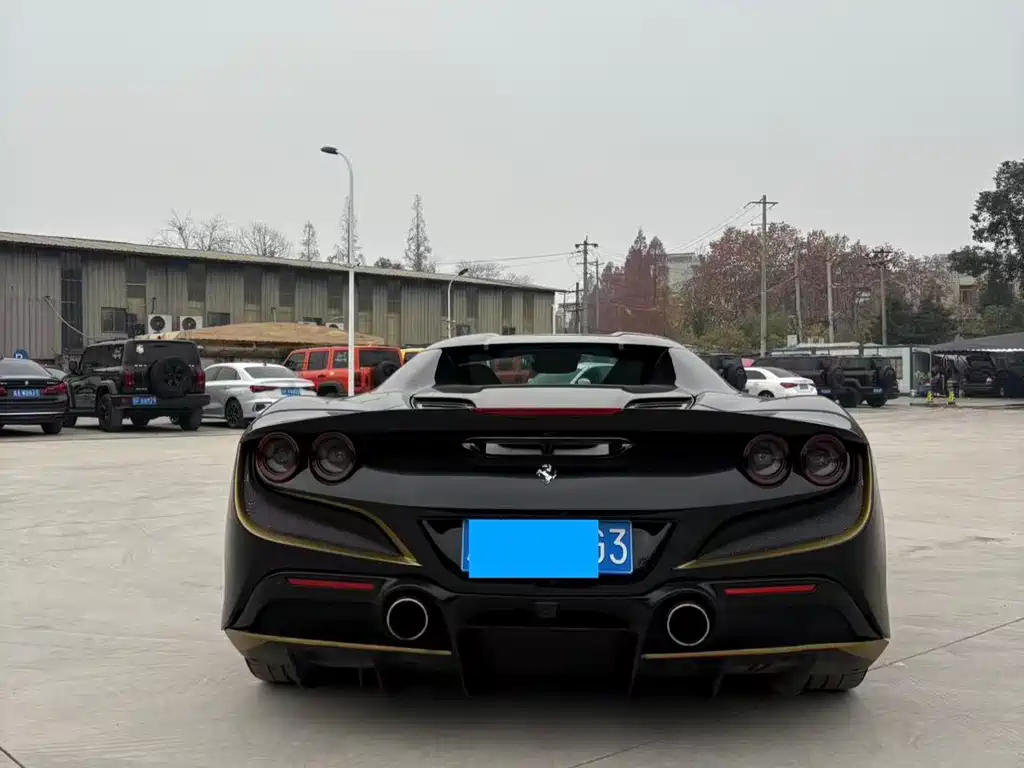 Ferrari F8 Spider 3.9 T V8