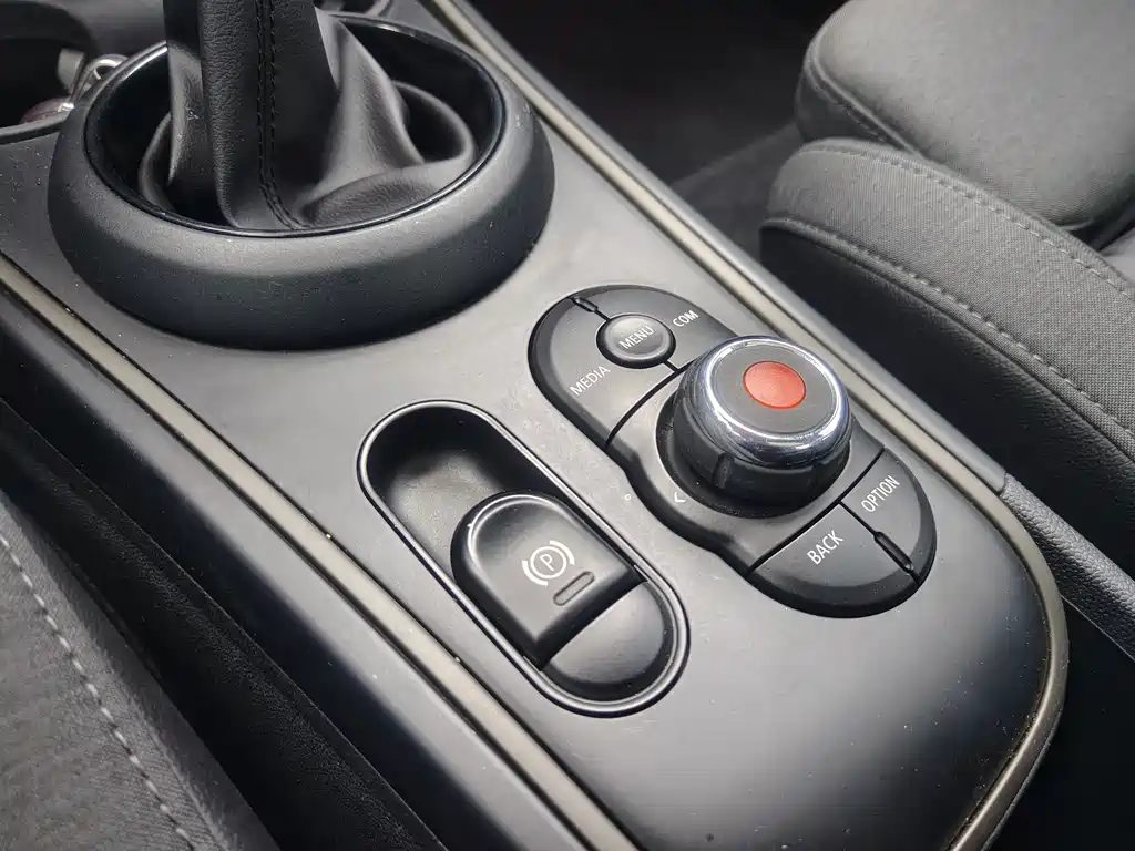 MINI COUNTRYMAN MINI COUNTRYMAN 2017款 2.0 T COOPER S ALL4 赛车控