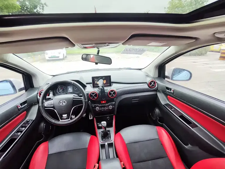Baic Senova X25 1.5 L Manual Elite