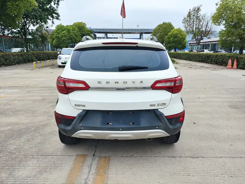 Senova X25 1.5 L Manual Elite