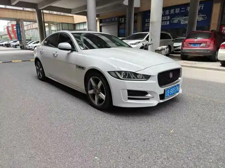 Jaguar XE 2.0 T 200 PS R-Sport