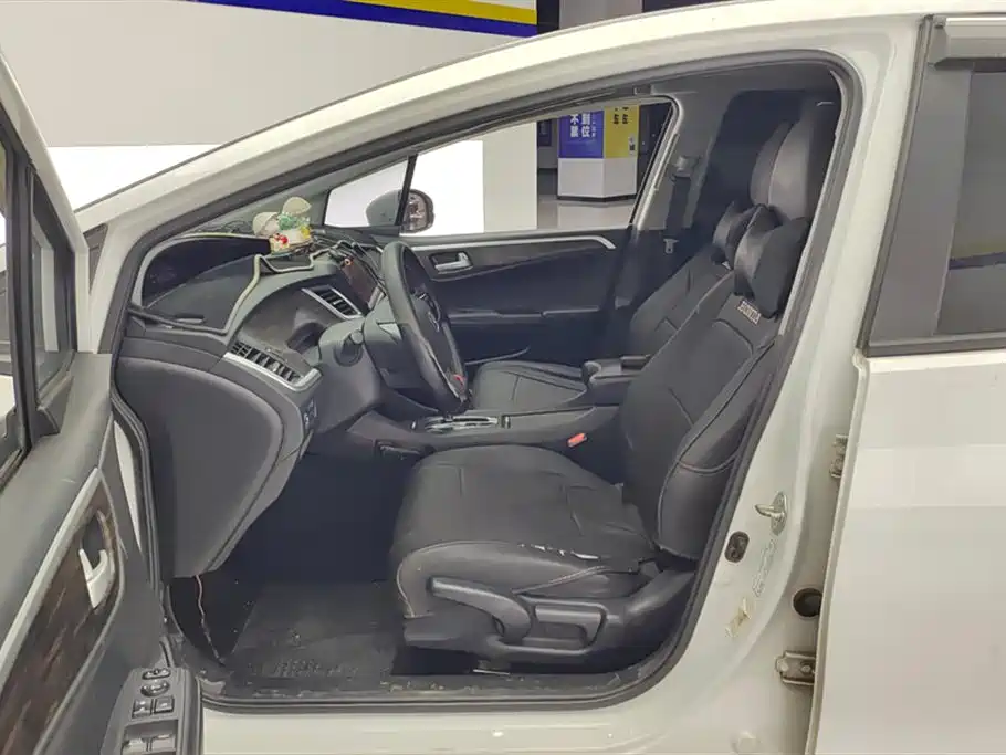 Jade 1.8 L Auto Comfort