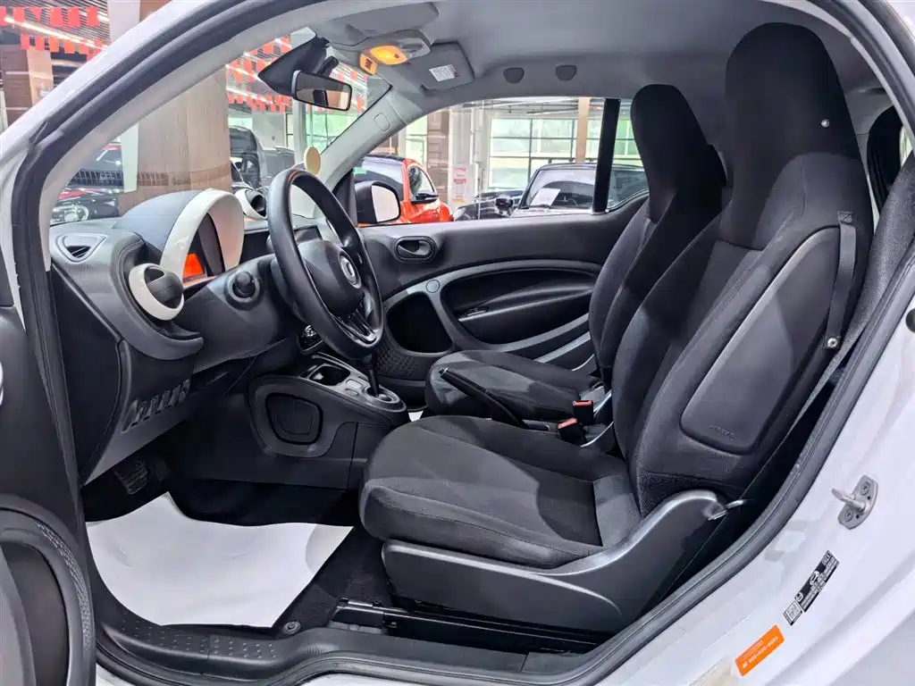 smart fortwo 1.0 L 52 kW Hardtop Agile CN-V