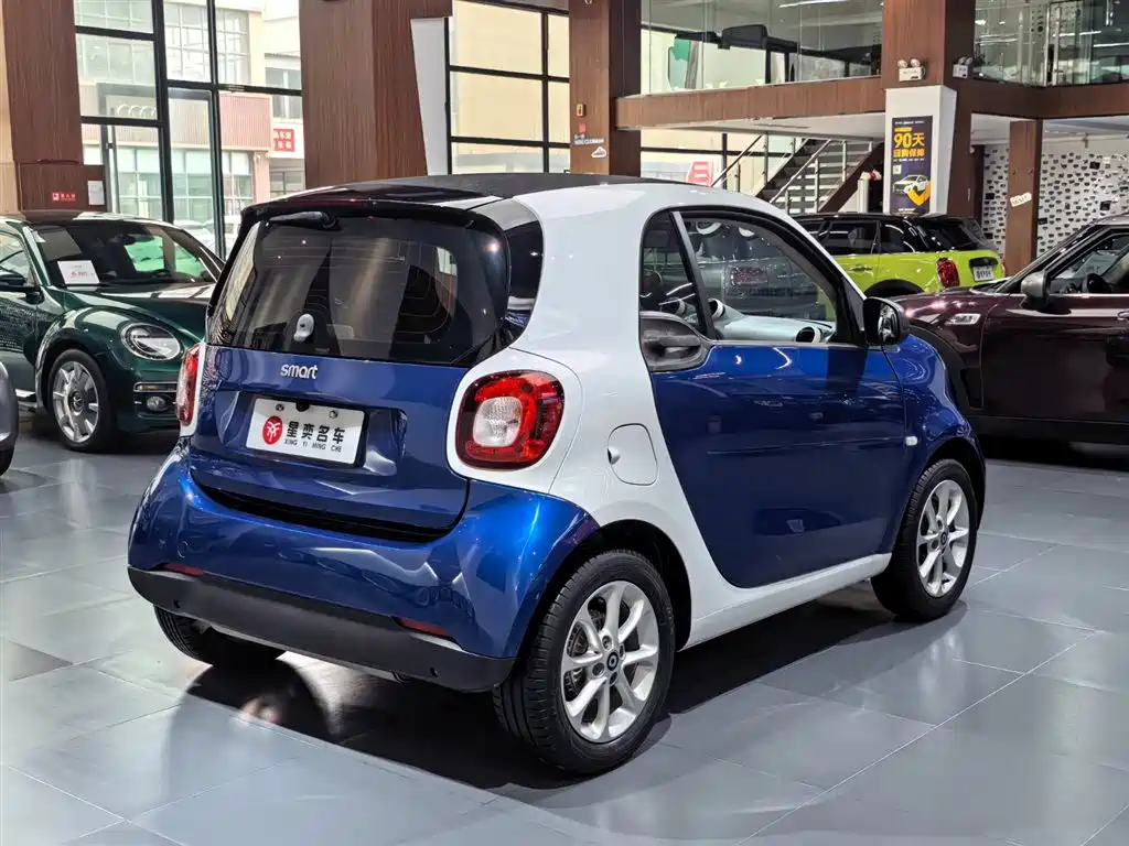 smart fortwo 1.0 L 52 kW Hardtop Agile CN-V