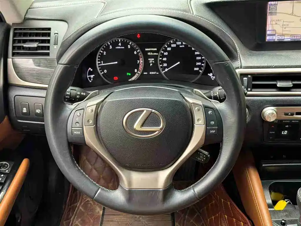 Lexus GS 250 Leading