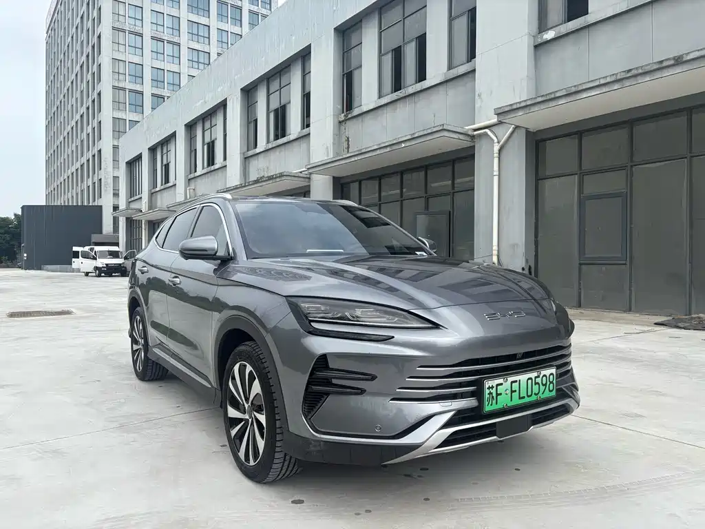Song PLUS NEV Glory DM-i 110 km Flagship PLUS