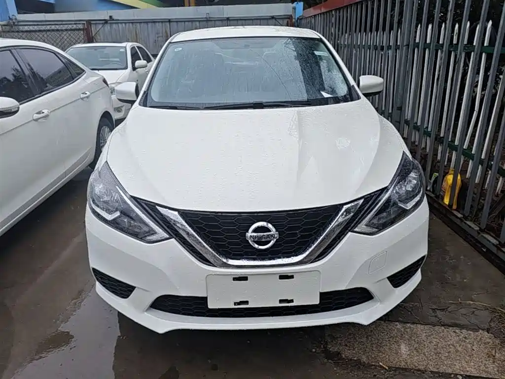 Sylphy Facelift III Classic 1.6 XE CVT Comfort