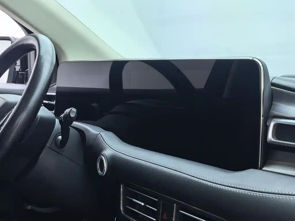 Edge PLUS EcoBoost 245 4 WD Platinum Sharp 7-seat