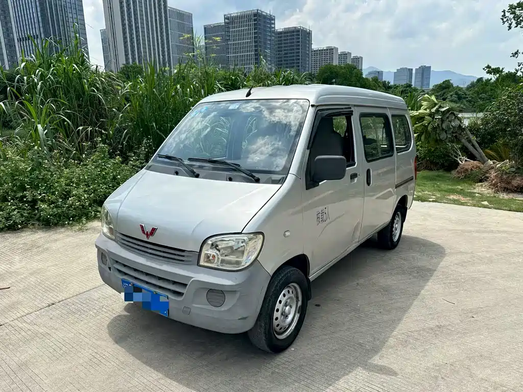 Wuling Zhiguang 1.2 L Utility LSI