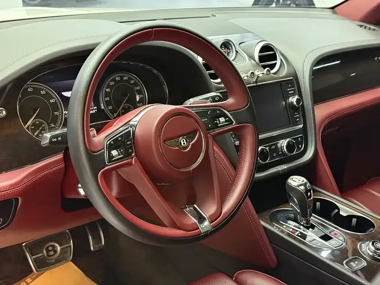 Bentley Bentayga 4.0 T V8