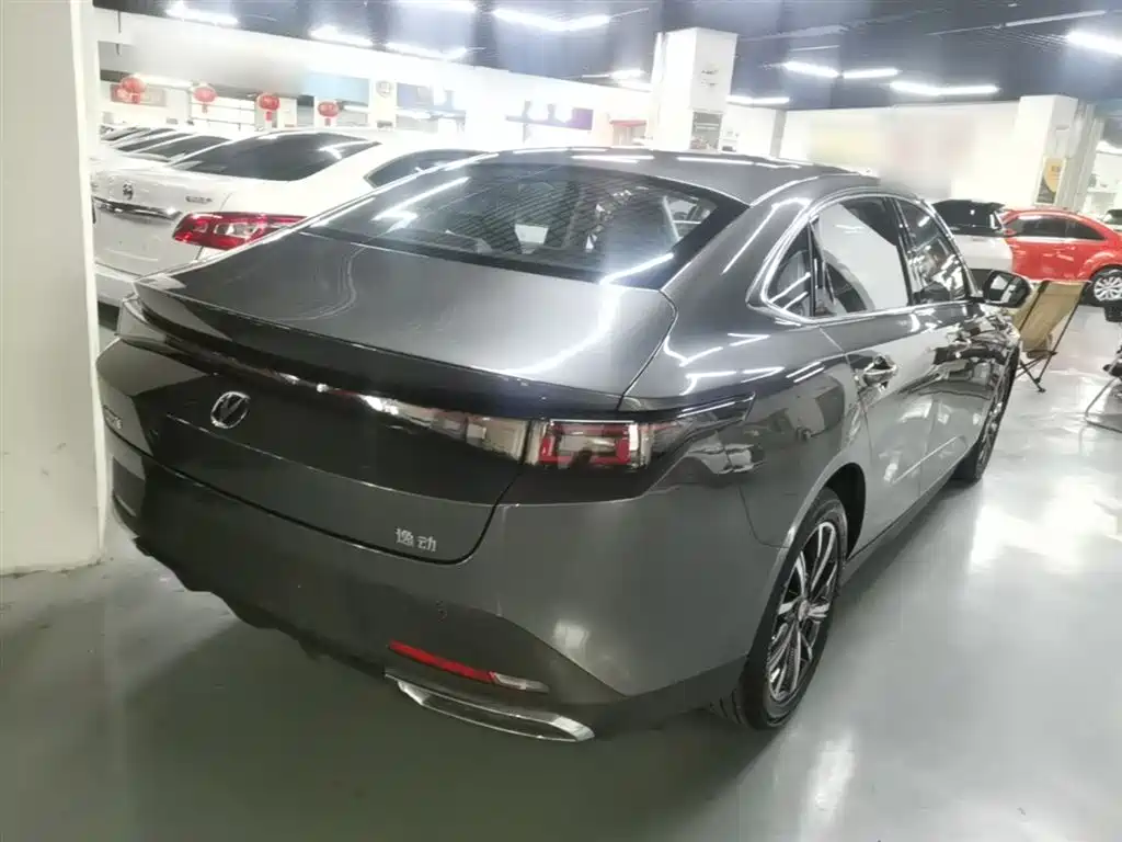 Eado Blue Whale 1.5 T 500 Bar Distinguished