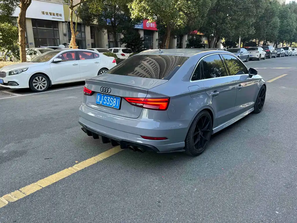 Audi S3 Facelift S3 2.0 T Limousine