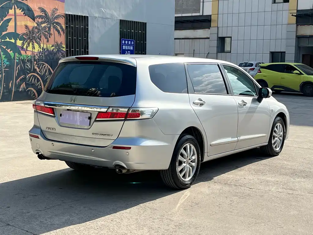 Odyssey 2.4 L Elite