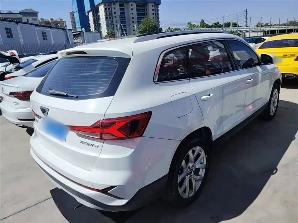 Jetta VS7 280 TSI Auto Progressive