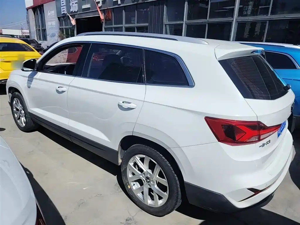 Jetta VS7 280 TSI Auto Progressive