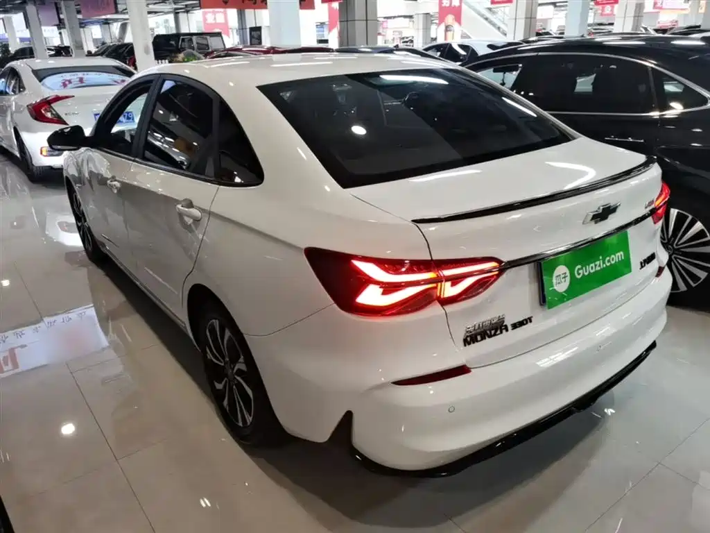 Monza Mild Hybrid RS 330 T Auto Smooth