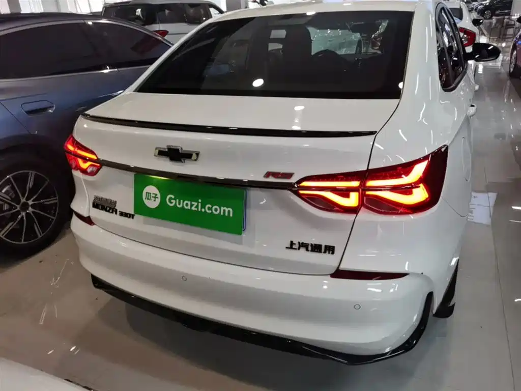 Monza Mild Hybrid RS 330 T Auto Smooth