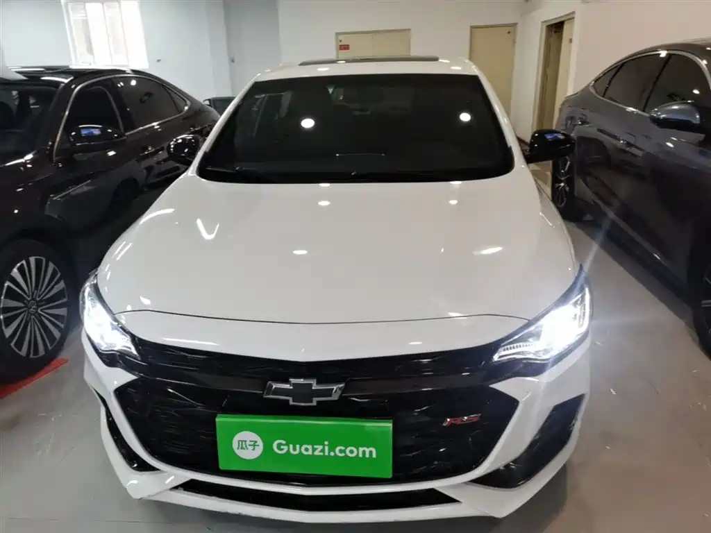 Monza Mild Hybrid RS 330 T Auto Smooth
