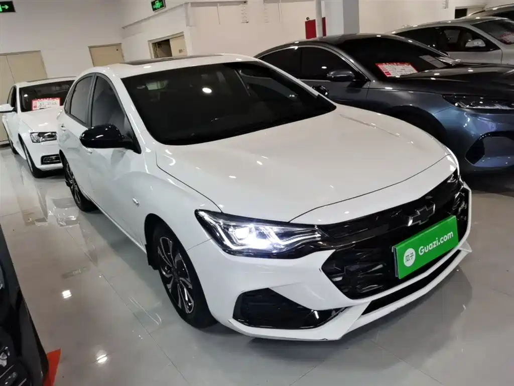 Monza Mild Hybrid RS 330 T Auto Smooth
