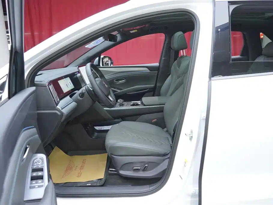 Song L DM-i Smart Drive 160 km Transcend