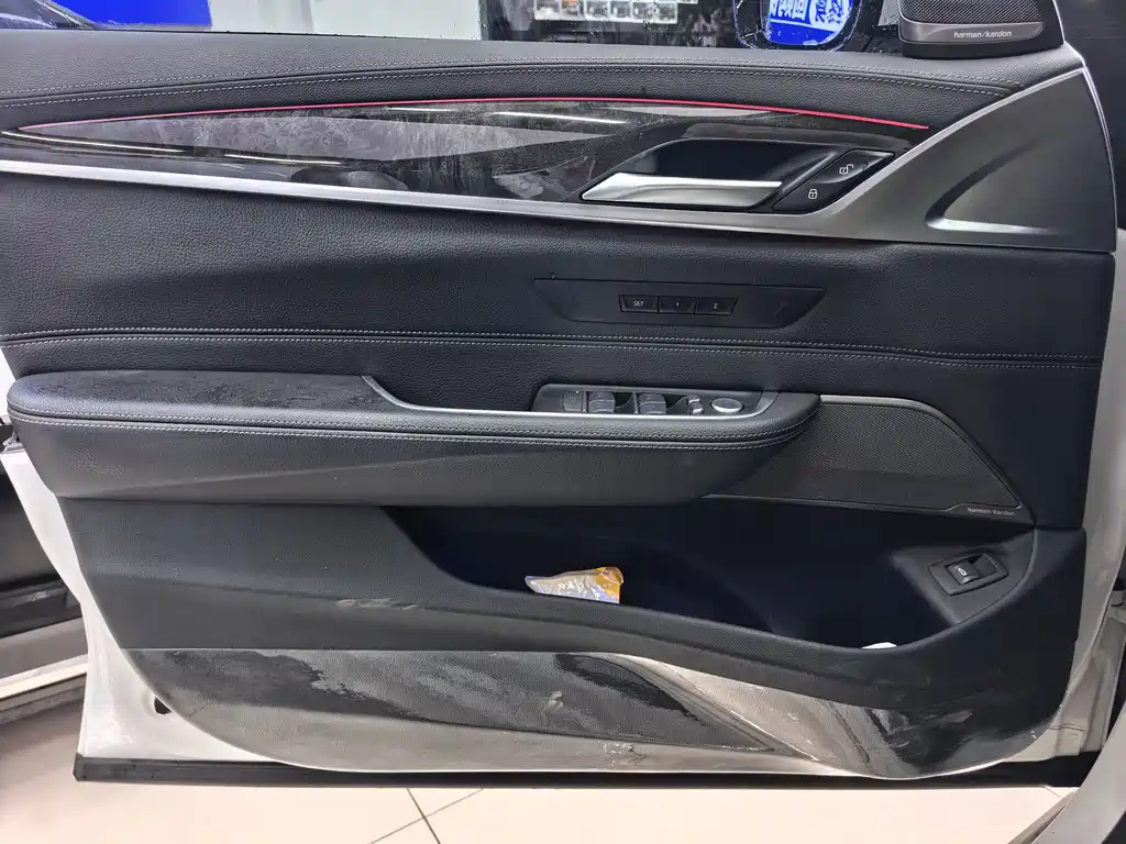 BMW 6 Series GT 630 i M Sport Package
