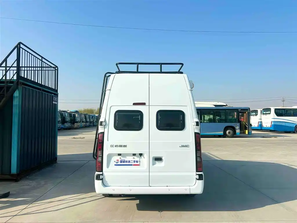JMC Fushun 2.0 T Auto SWB Low Roof Commercial Multi-purpose Passenger 6-seat Dual Tailgate