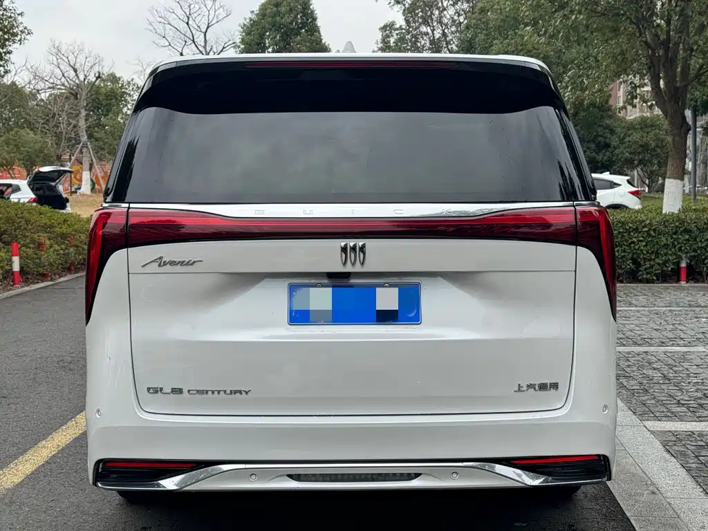 Century 2.0 T 6-seat Heritage