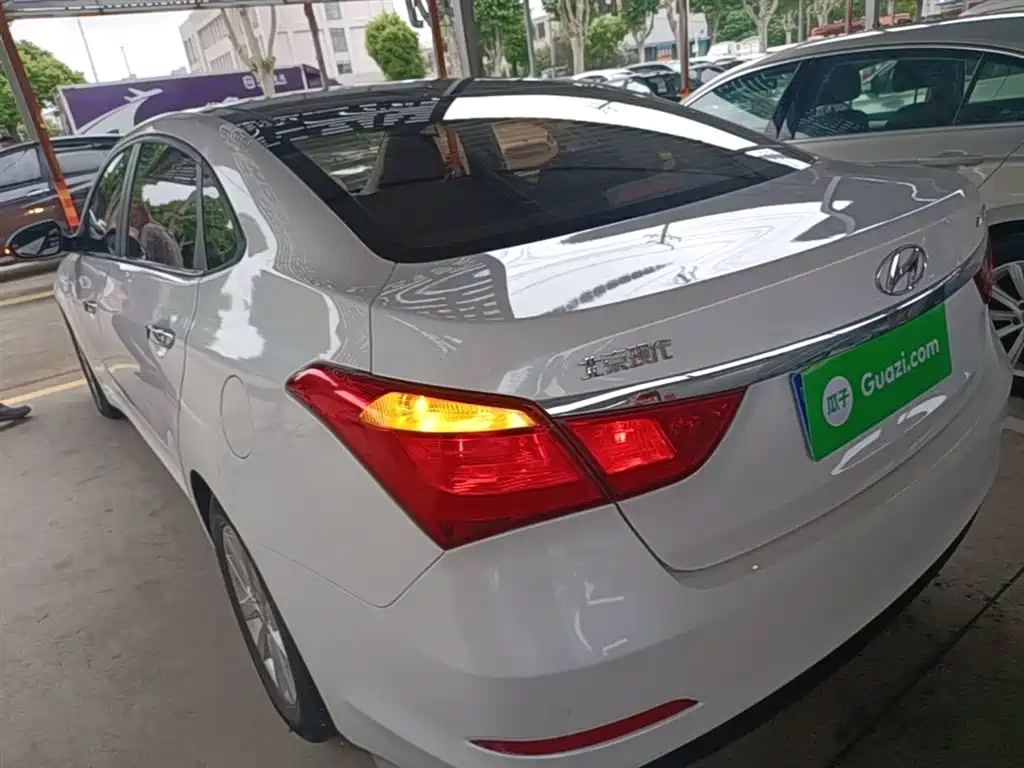 Mistra 1.8 L Auto Intelligent GLS