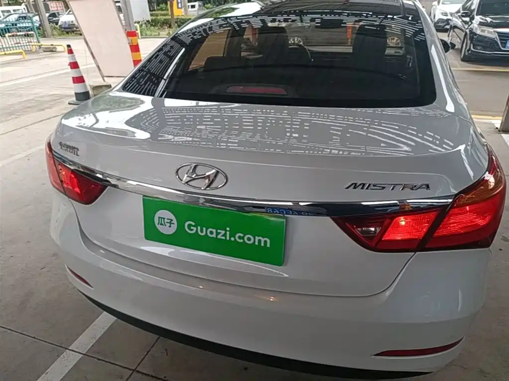 Mistra 1.8 L Auto Intelligent GLS