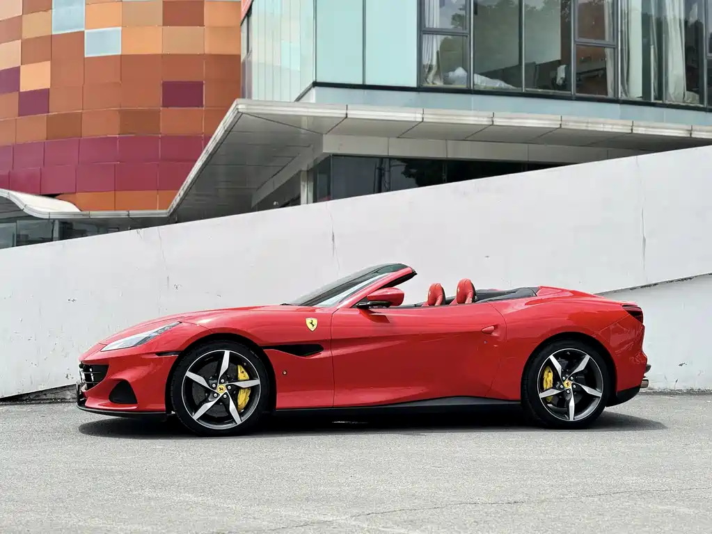 Portofino 3.9 T M