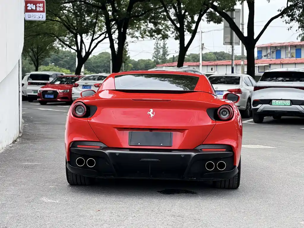 Portofino 3.9 T M