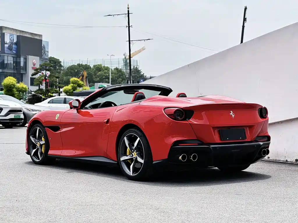 Portofino 3.9 T M
