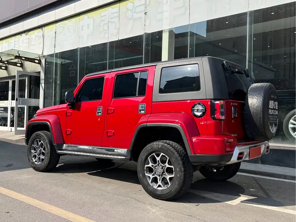 BAIC BJ40 PLUS 2.3 T Auto 4 WD Premium CN-V