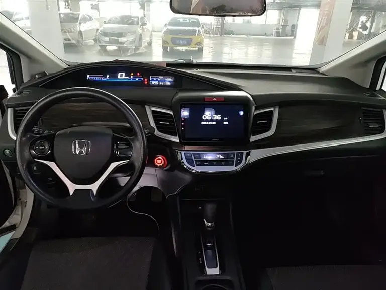 Honda Jade 1.8 L Auto Comfort 5-seat