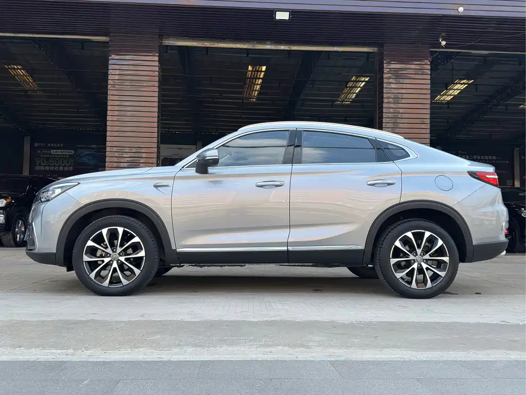 Changan CS85 Coupe 1.5 T DCT Motion CN-VI