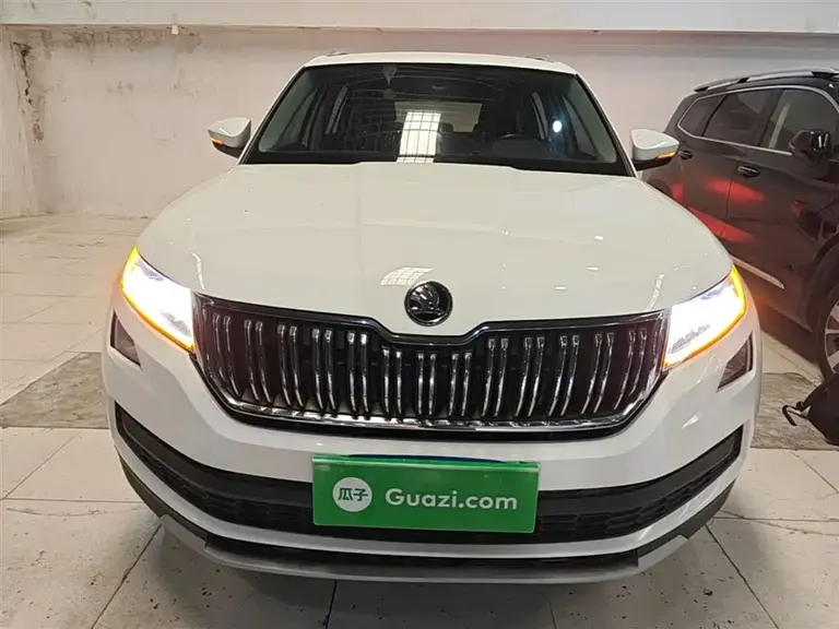 Skoda Kodiaq Facelift TSI330 7-seat 2 WD Luxury Enjoyment