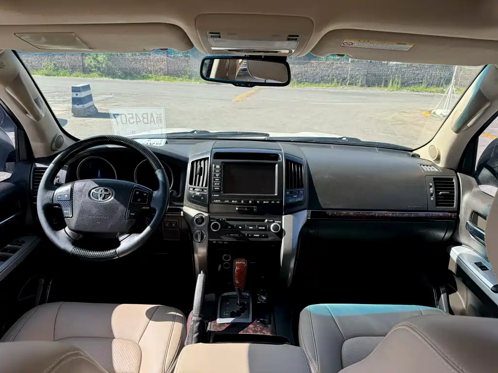Land Cruiser 4.7 L Auto VX