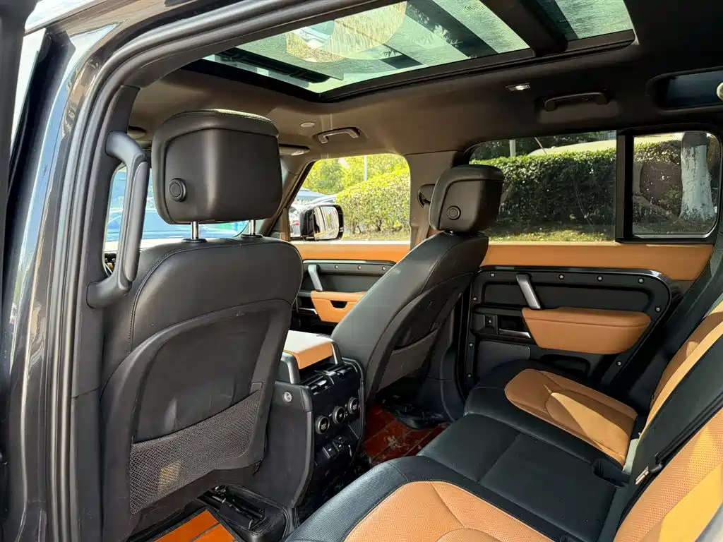 Land Rover Defender Facelift 110 3.0 T P400 X-DYNAMIC HSE