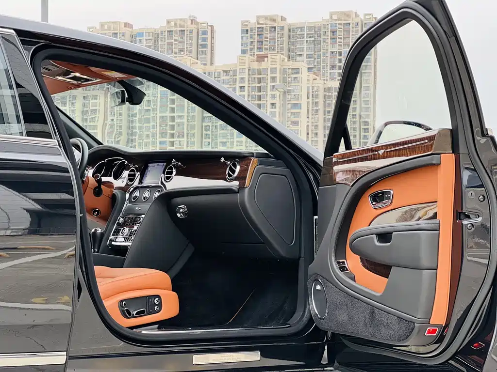 Mulsanne 6.8 T LWB Range