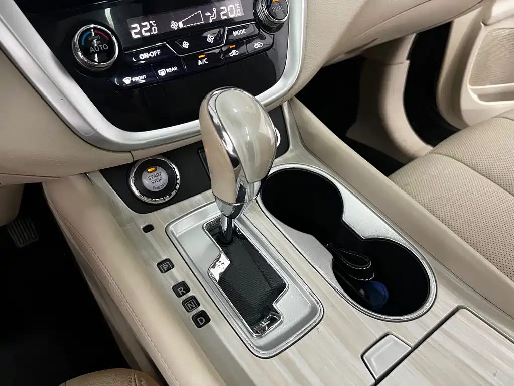 Murano 2.5 L XL 2 WD Smart Style