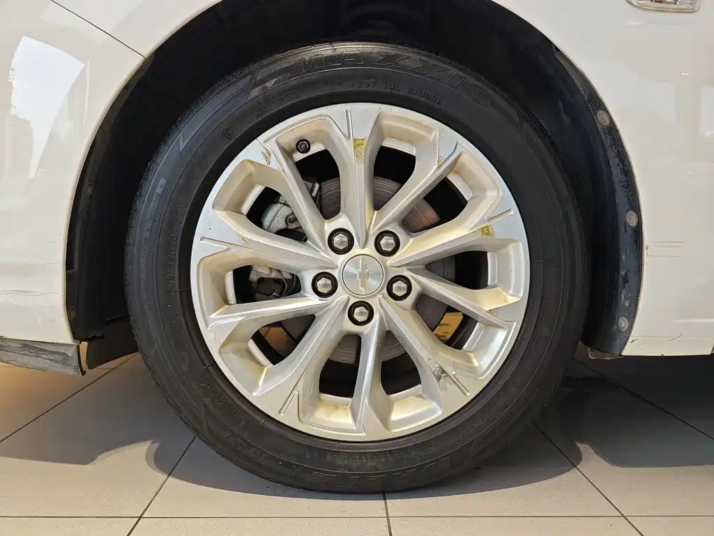 Monza 1.5 L DCT Pleasure