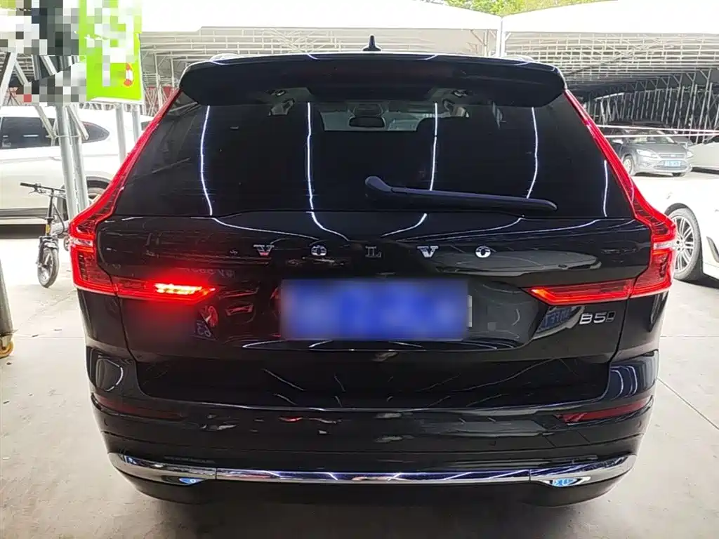Volvo XC60 B5 4 WD Smart Ease Luxury