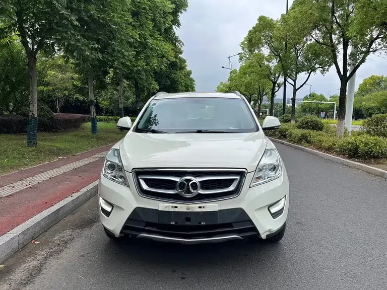 Baic Senova X65 2.0 T Auto Elite