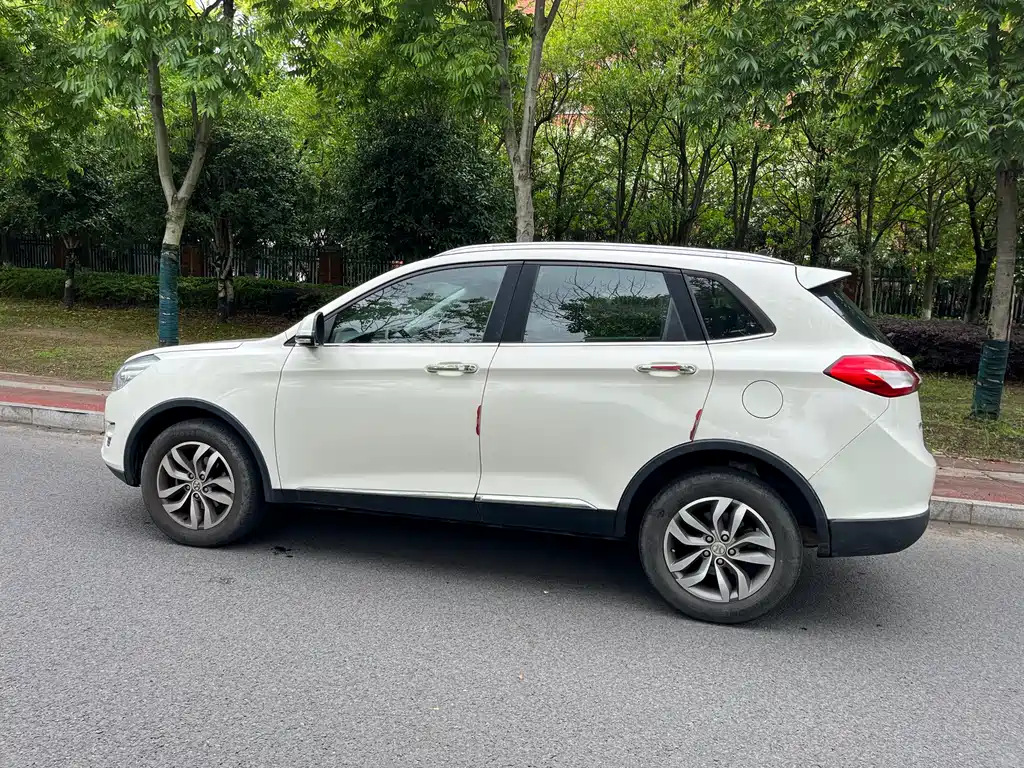 Senova X65 2.0 T Auto Elite