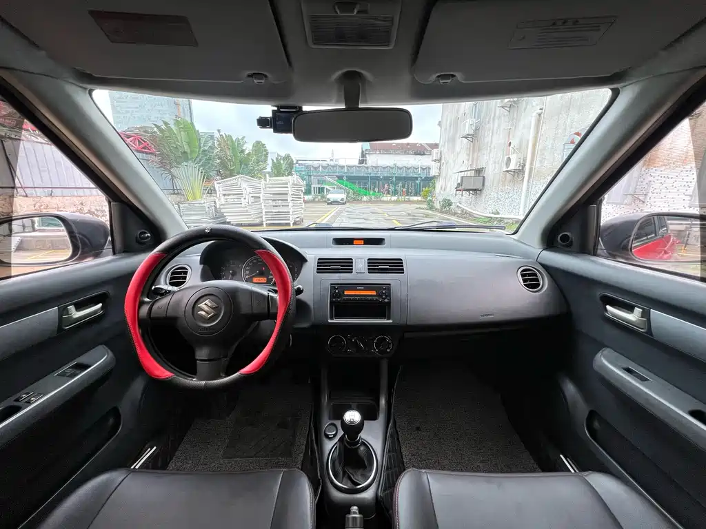 Swift 1.3 L Manual Value