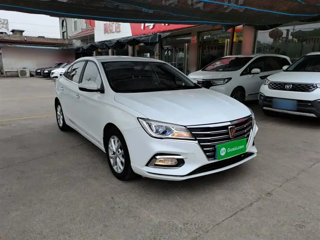 Roewe i5 1.5 L Auto 4 G Connected Leading Luxury